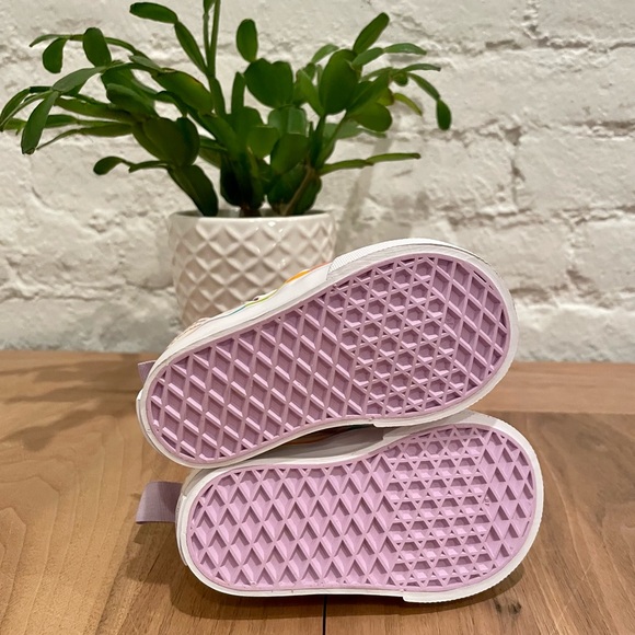 Brand New! Rare & Unique Unicorn Vans V Slip-on Shoes 🦄 - Picture 5 of 7